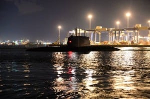 IDF-Submarine-at-night-640x426 5