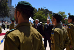 Moshe Yaalon and Chuck Hagel