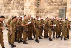 idf-soldiers-at-kotel