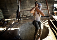 Palestinian worker in Hamas terror tunnel.