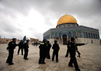 Israeli police secure the Temple Mount after Arab rioting. (Photo: Sliman Khader/Flash 90)