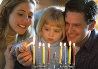 lighting the chanukah menorah