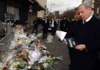 PM Netanyahu at the site of the Hyper Cacher terror attack in Paris. (Photo: Haim Zach/GPO)