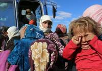 Syrians flee Islamic State in Syria