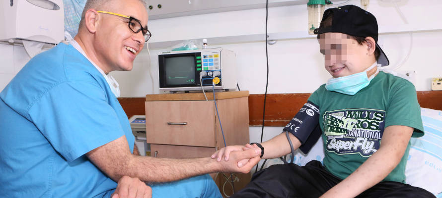 Palestinian patient treated at Israeli hospital