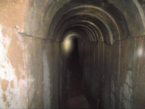 A túneles terroristas concretas descubiertas durante la operación de protección perimetral.  (Foto: IDFblog.com)