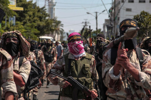 Palestinian terrorists march in Gaza. (Photo: Emad Nassar/Flash90)