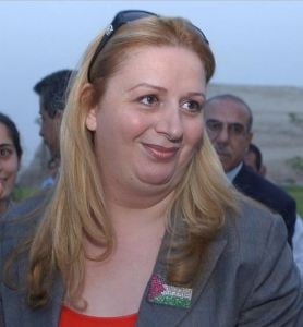 Suha Arafat en 2004. (Foto: Sharon Perry / Flash90)