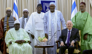 President Rivlin meets with a delegation of imams from Senegal. (Photo: Mark Neyman/GPO)