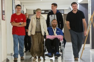 Glick and his family leaving the hospital after his recovery. (Photo: Yonatan Sindel/Flash90)