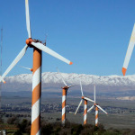 View of clean electric-powered windmills  in the Golan Heights. (Photo: Haim Azulay/Flash90)