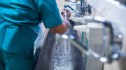 Preventing hospital infection. (Shutterstock)