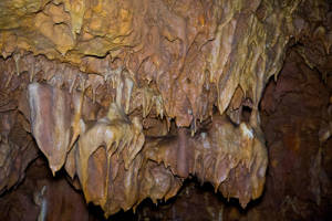 Active stalactites in the cave IAA