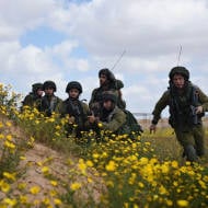 Soldiers practice in an IDF drill in the Gaza border Division