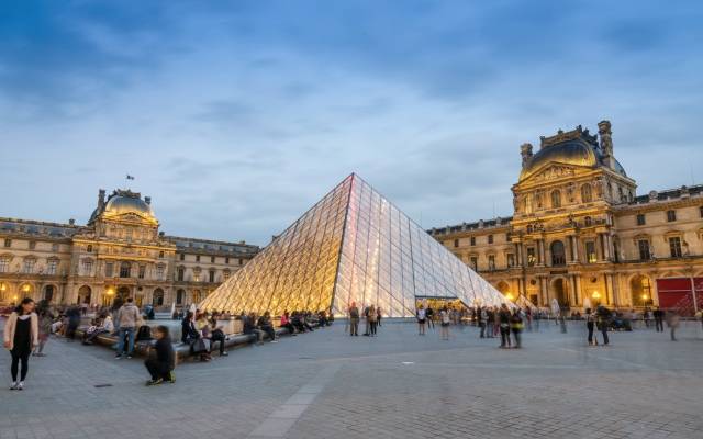 Louvre