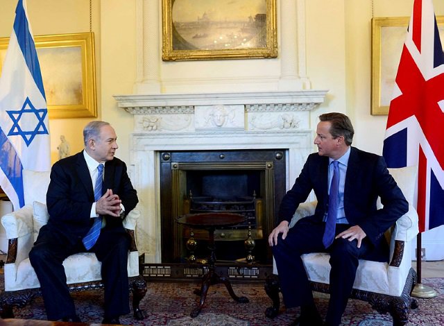 In UK, Netanyahu Says Israel is Ready for Peace 'Immediately'