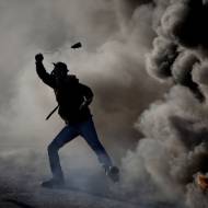 Palestinian rock throwing