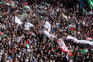 Mass funeral for terrorists in Hebron