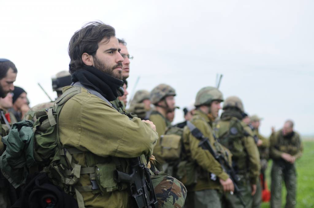 IDF soldiers train at the Golan Heights