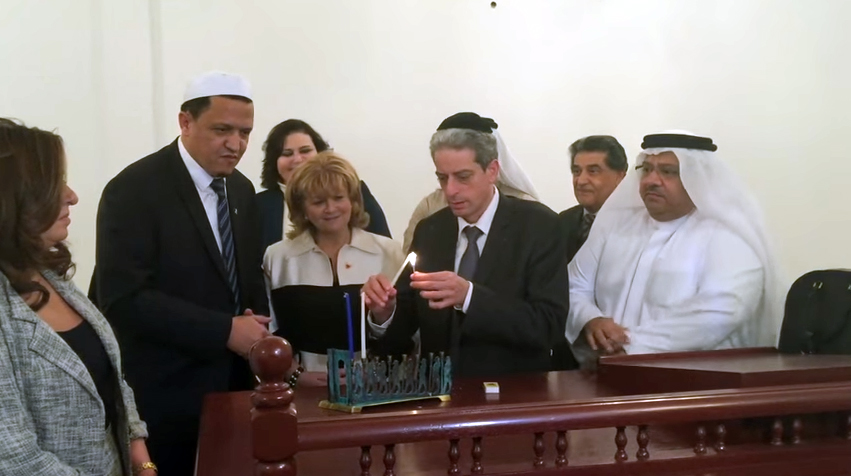 Chanukah Candles Lit for First Time in Bahrain Since 1948