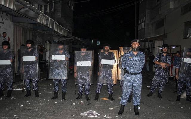 Gaza police protest