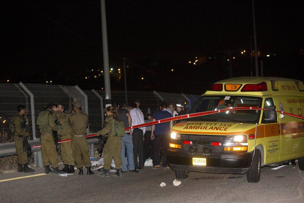 Palestinian terror attack at Route 443