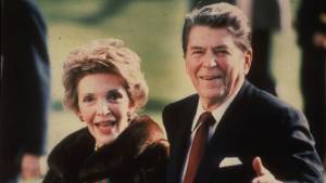 Ronald y Nancy Reagan