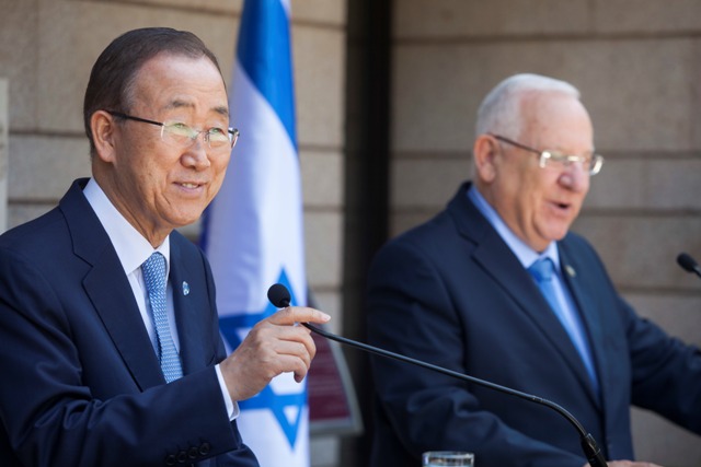 President Reuven Rivlin (R) and UN Secretary General Ban Ki-moon