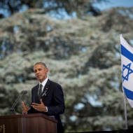 Obama eulogizes Peres