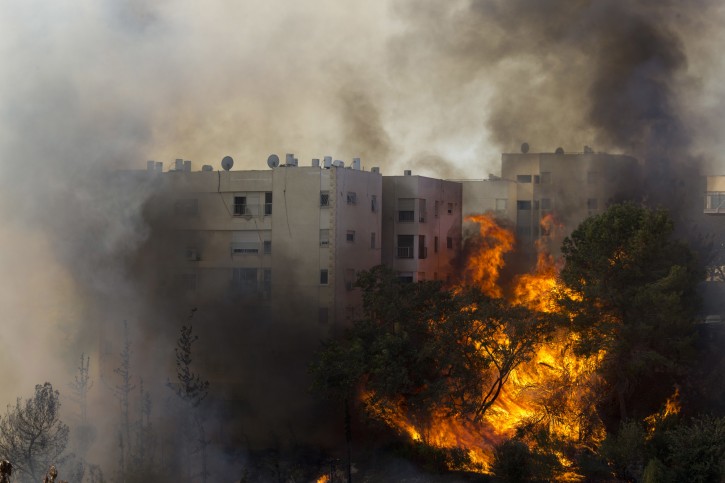 Fires Haifa