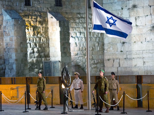 IDF soldiers at the Kotel