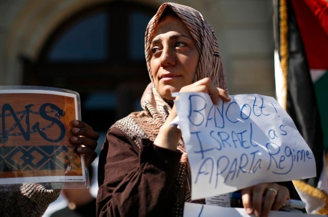 Anti-Israel protester