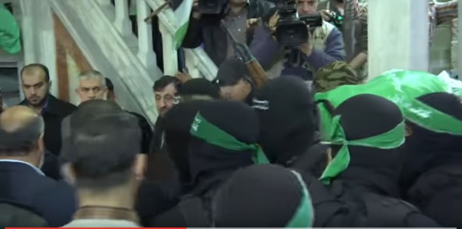 Thousands give Hamas terrorist a hero's funeral