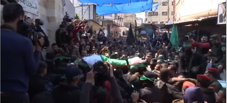 Thousands give Hamas terrorist a hero's funeral