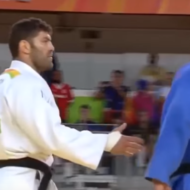 Egyptian Judo team member refuses to shake hands with Israeli counterpart at 2016 Olympics