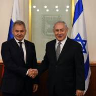 PM Netanyahu meets with Russian Defense Minister Sergei Shoigu