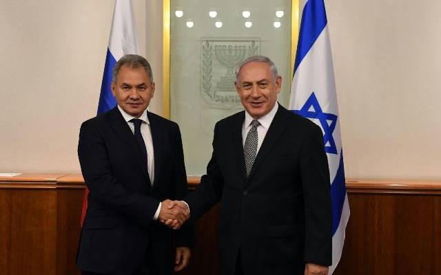PM Netanyahu meets with Russian Defense Minister Sergei Shoigu
