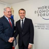 Netanyahu Macron Davos