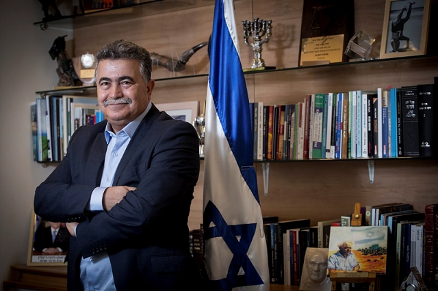 Amir Peretz