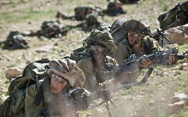 IDF paratroopers
