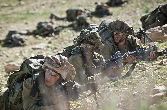 IDF paratroopers