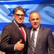 US Secretary of Energy Rick Perry (L) and Israeli Minister of Energy Yuval Steinitz