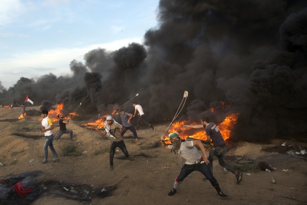 Palestinians riot on Israel's border