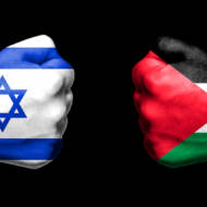 Israeli Palestinian flags fighting