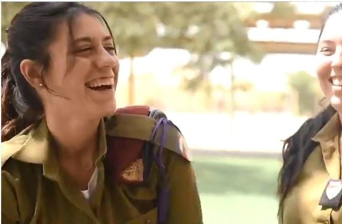 Happy IDF female soldiers