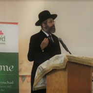 Ashkenazic Chief Rabbi David Lau at Chabad of Poway. (screenshot)