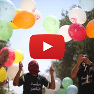 Palestinians prepare arson balloons to attack Israel. (Hassan Jedi/Flash90)