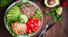 A healthful meal (Shutterstock)