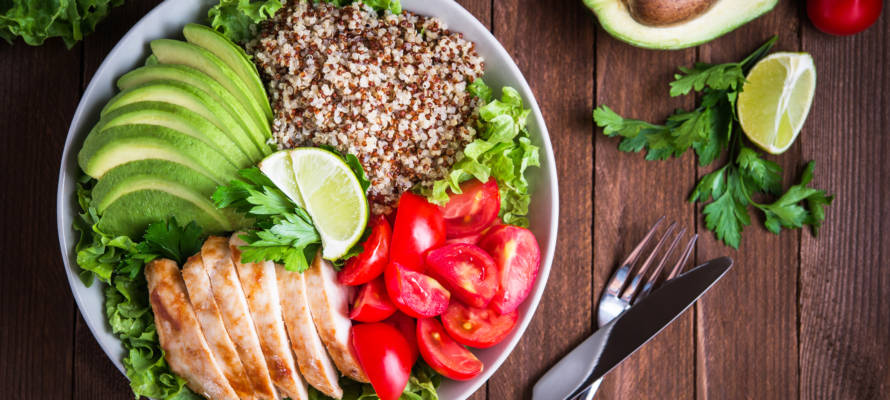 A healthful meal (Shutterstock)