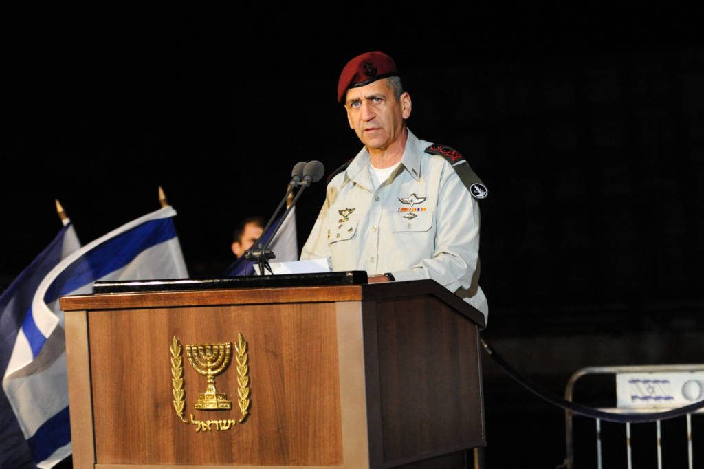 IDF Chief of Staff Aviv Kochavi speaks at a graduating ceremony for new Israel Navy officers. (Meir Vaknin/Flash90)